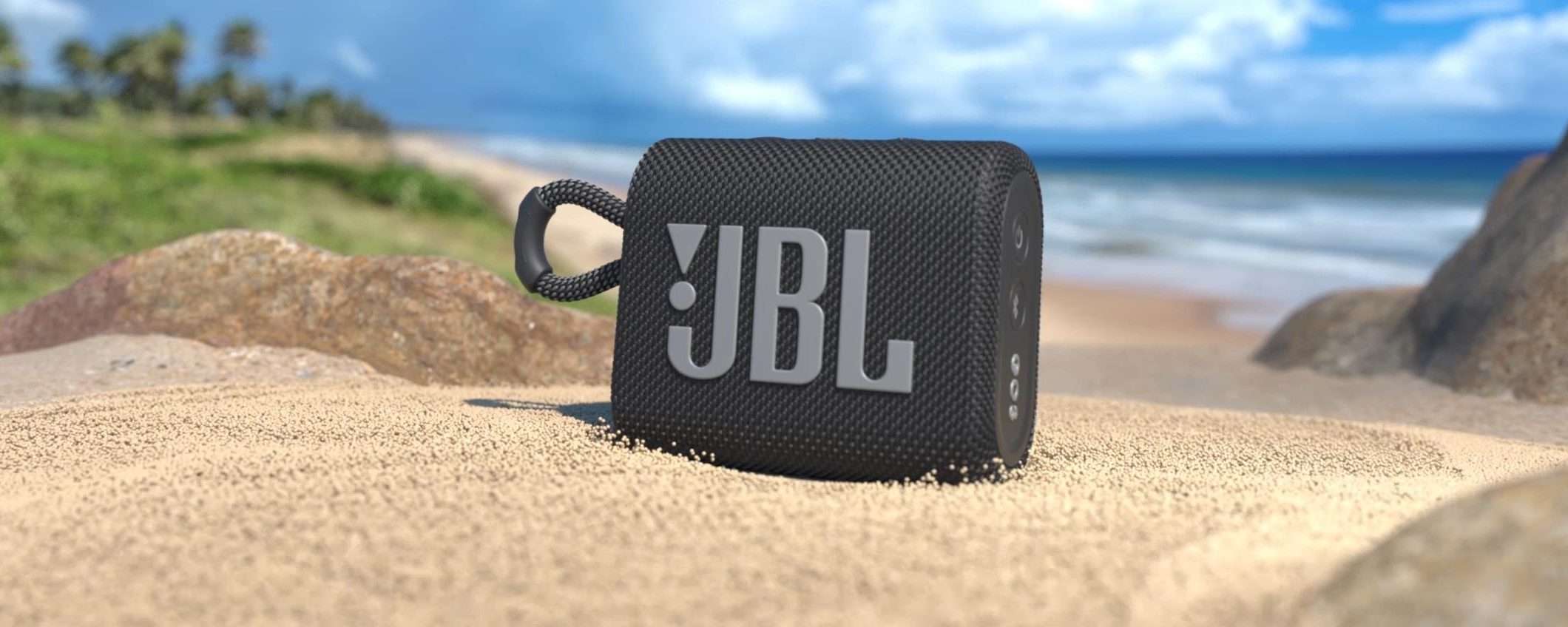 Cassa Bluetooth JBL: 5 ore di musica no stop anche al mare (33€)