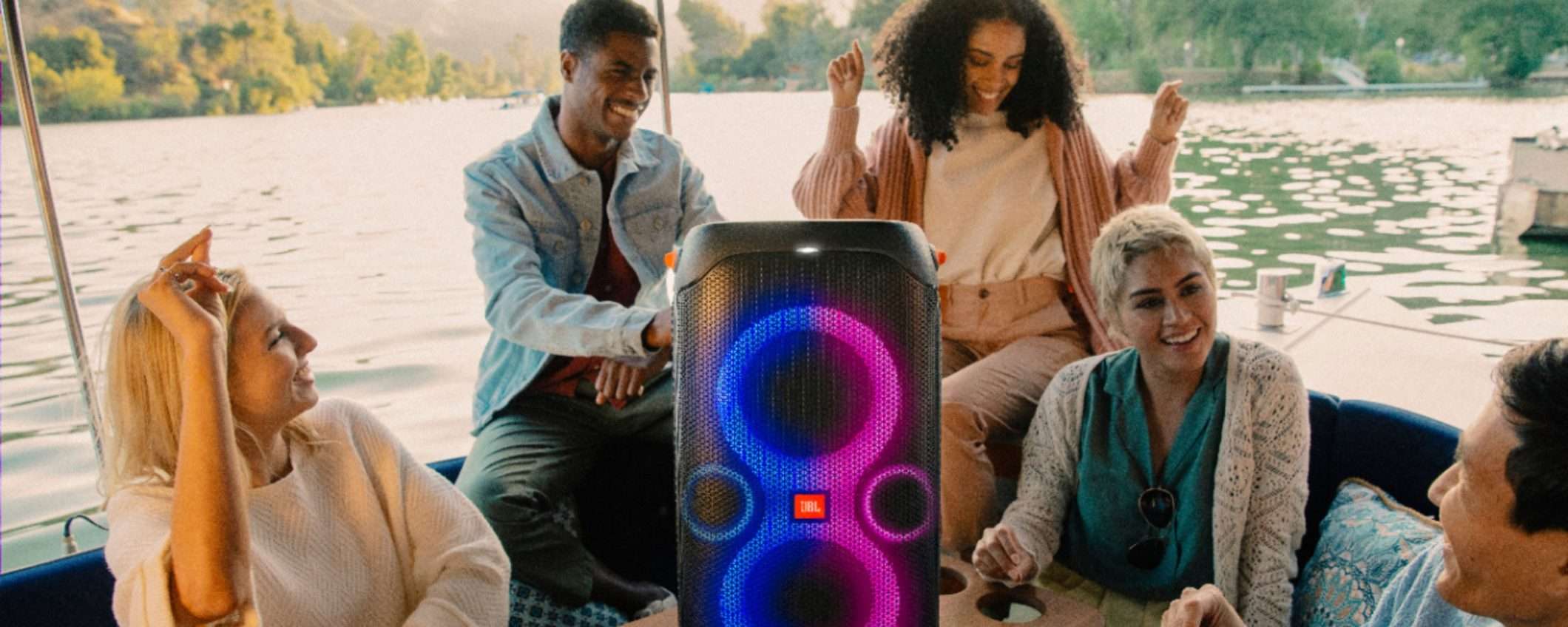 JBL PartyBox 110 in offerta: bassi potenti e luci dinamiche, oggi risparmi 100€