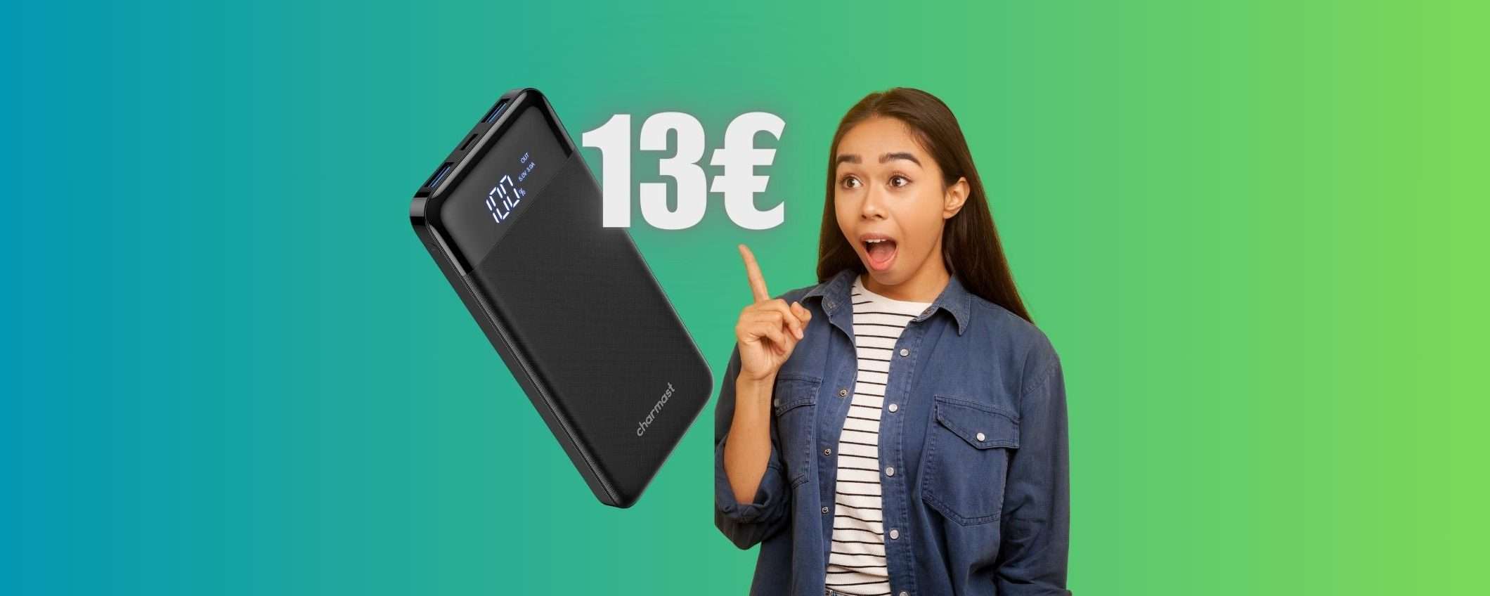 Power Bank super compatto con 3 uscite e mega batteria a 13€