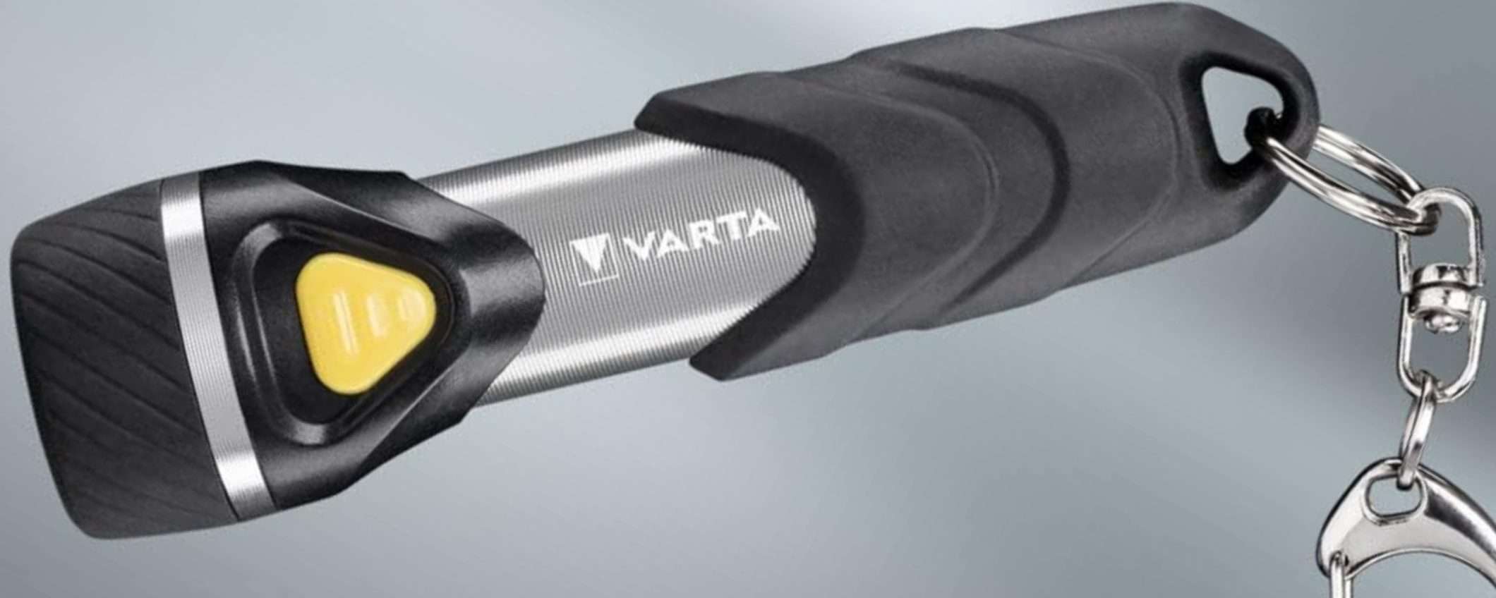 Torcia Varta a 2,99€ su Amazon: super compatta, ultra LUMINOSA (sconto 50%)