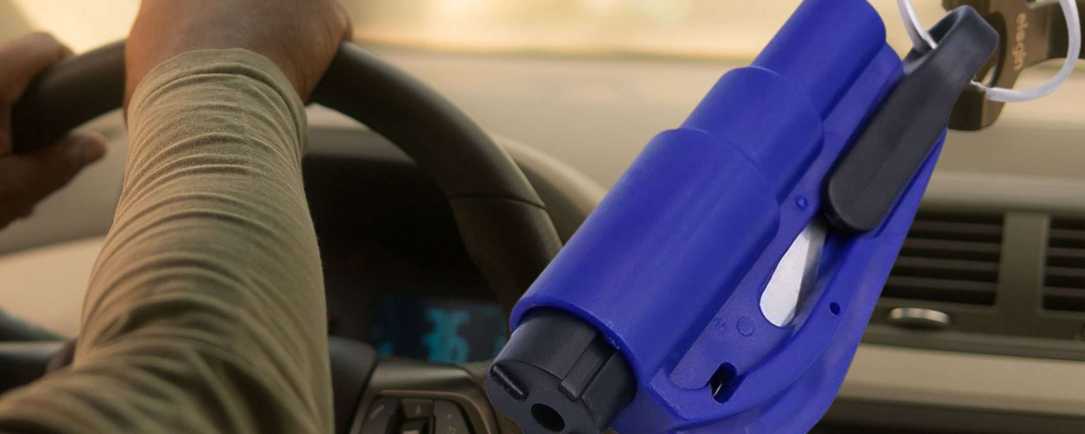 Questo gadget da 1€ può SALVARTI la vita in auto: da avere