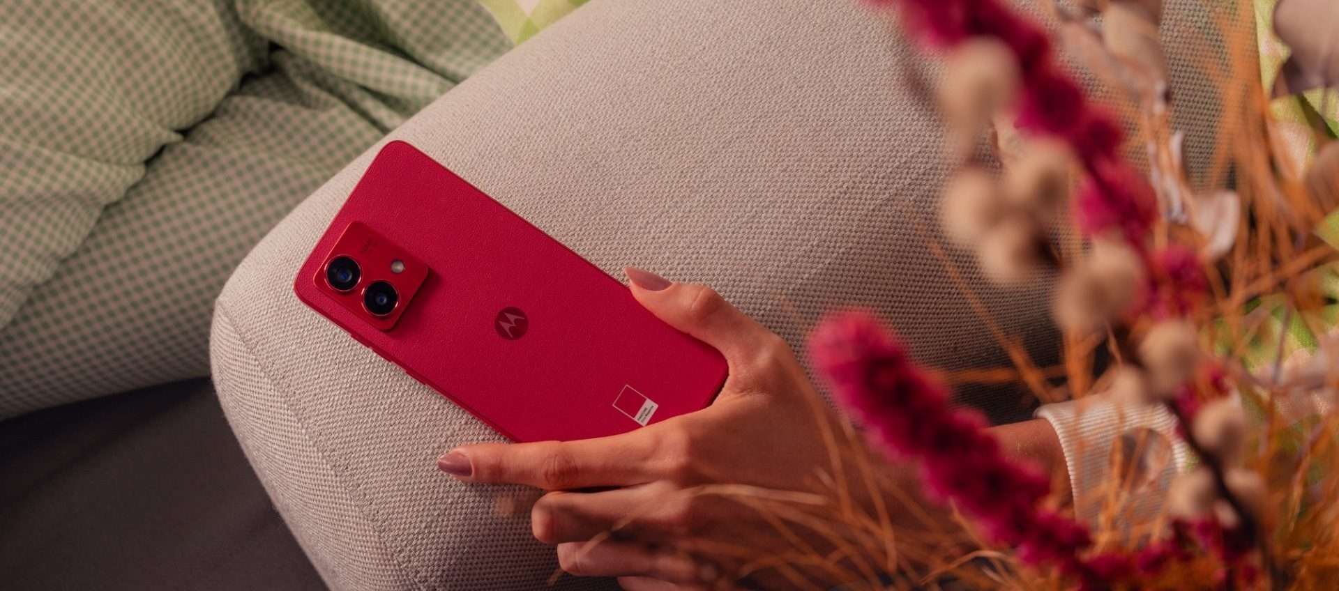 Motorola Moto G84 (12/256 GB): è il mid-range da prendere a meno di 250€ su Amazon