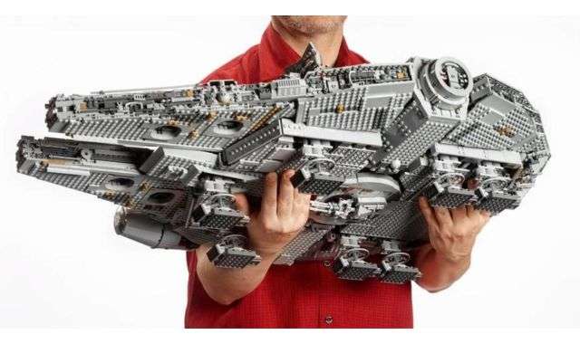 Grandezza LEGO Millenium Falcon 75192