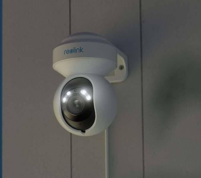 Telecamera di sicurezza Reolink in offerta: il prezzo crolla del 30%