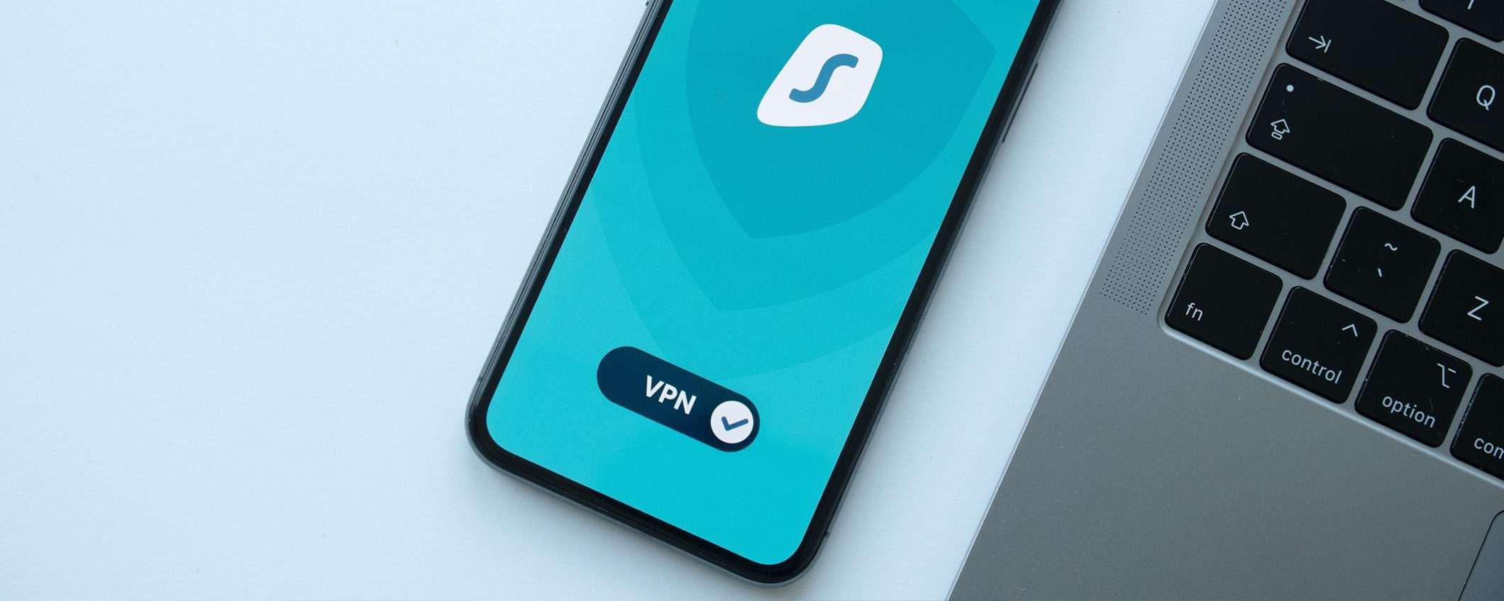 Fino all'85% di sconto e 2 mesi GRATIS con la promozione Surfshark VPN