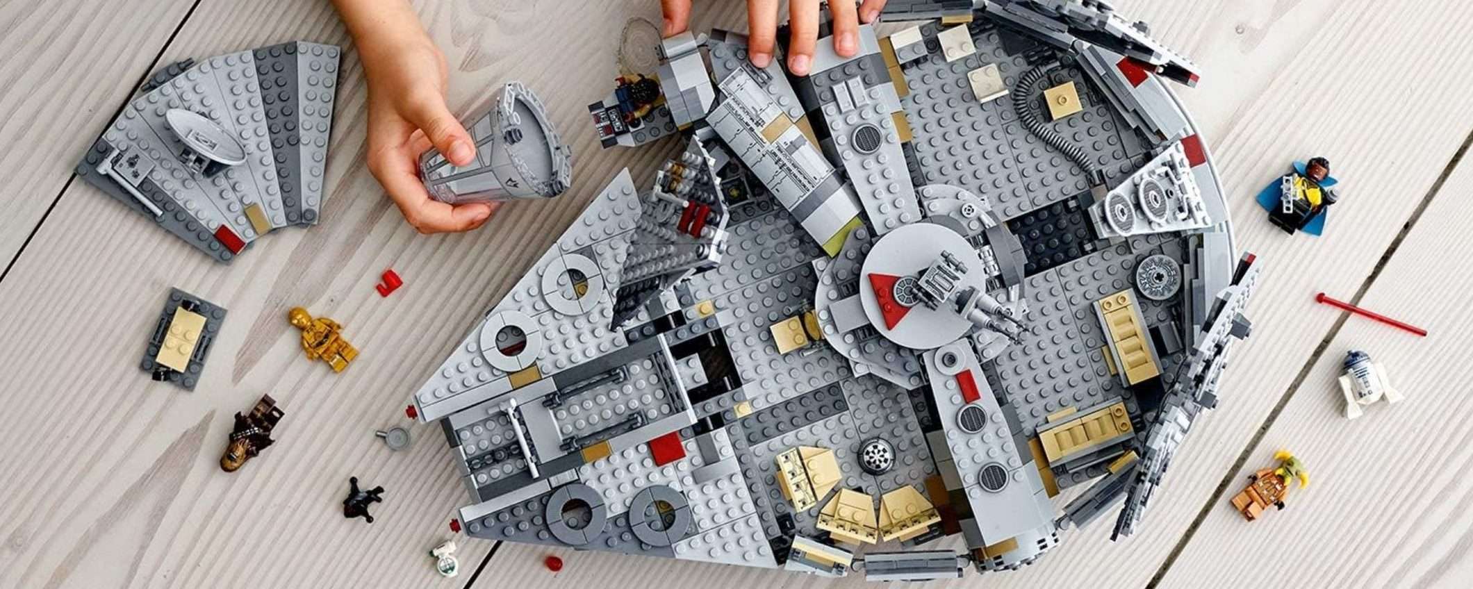 Il LEGO Millenium Falcon è tornato in SCONTO su Amazon (-18%)