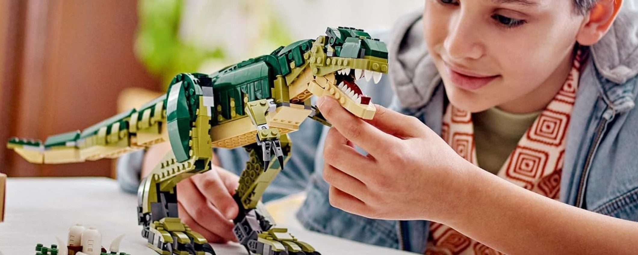 Il giocattolo LEGO T-Rex 3-in-1 è in OFFERTA su Amazon (-17%)