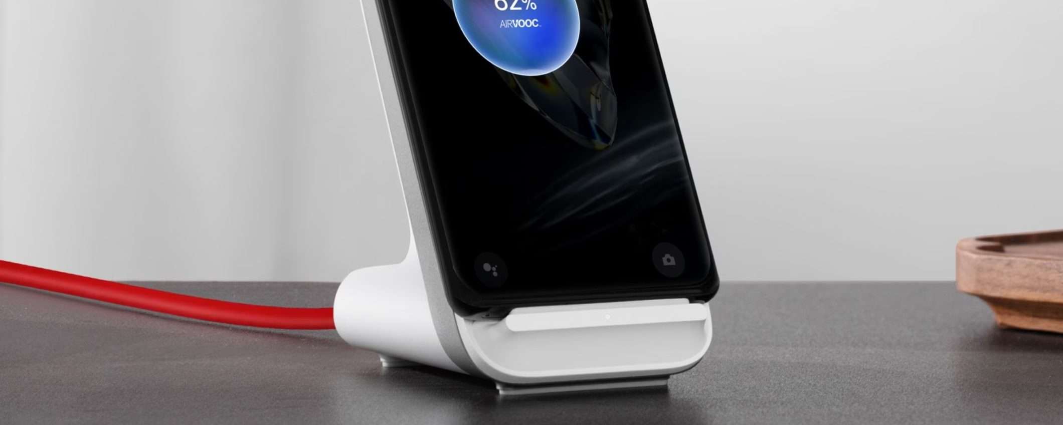 OnePlus 13: una batteria più grande, ma senza ricarica wireless?