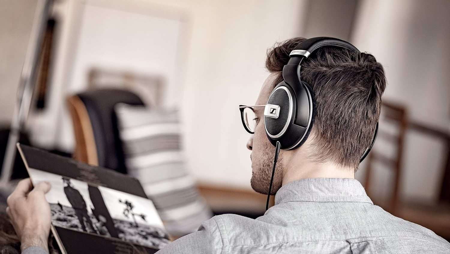 Risparmia il 60% sulle Sennheiser HD 599: qualità indiscutibile e design elegante