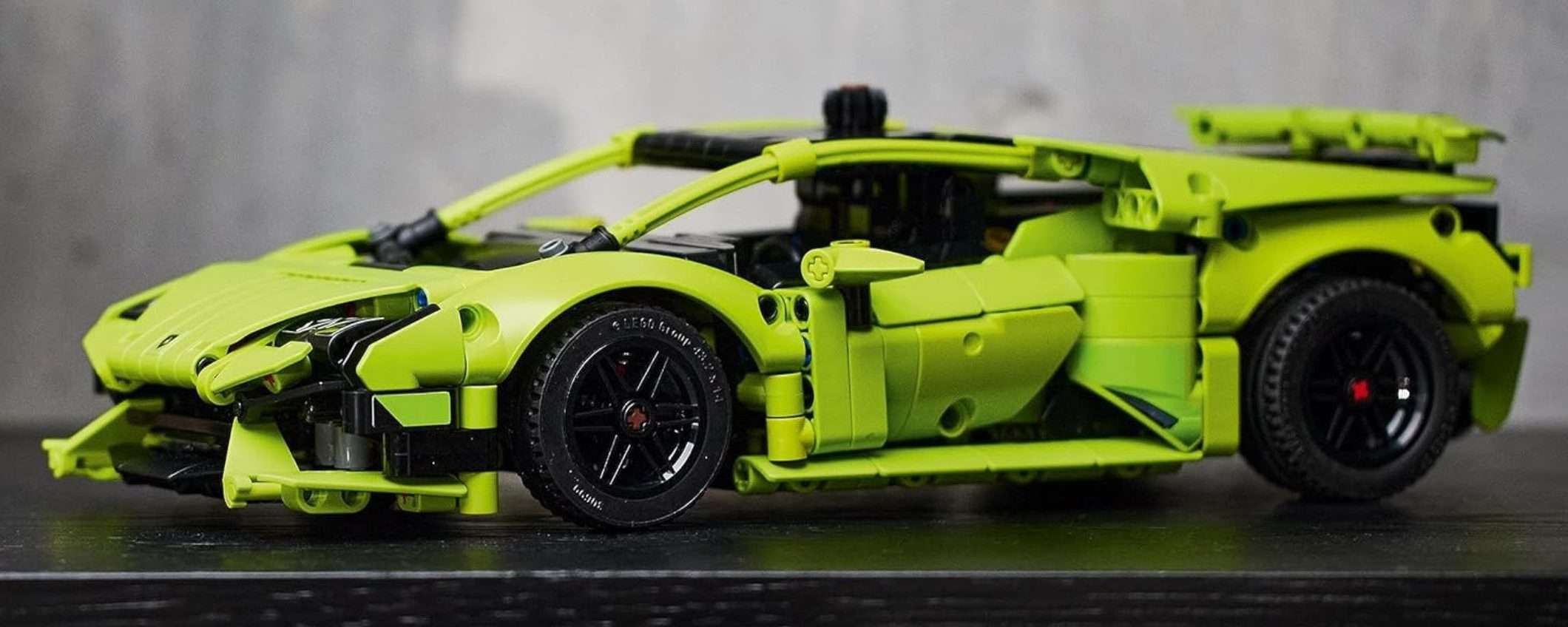 LEGO Technic Lamborghini Huracan: fantastica DOPPIA OFFERTA Amazon