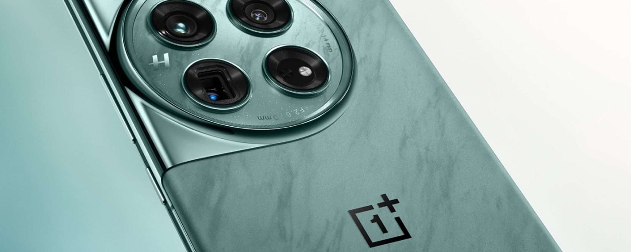 OnePlus 13: oltre 6.000 mAh di batteria, secondo un leak