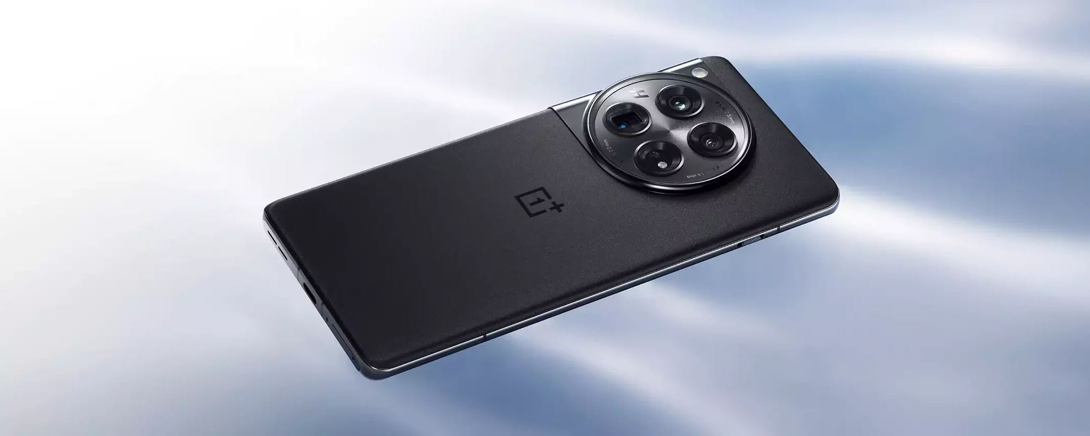 OnePlus 12 5G: TOP DI GAMMA dal prezzo WOW, prendilo adesso