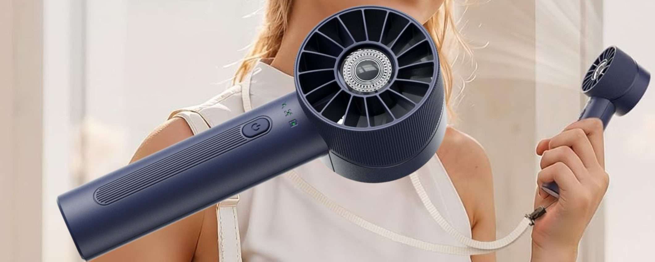 Ventilatore portatile POTENTISSIMO: prezzo freschissimo su Amazon (10€)