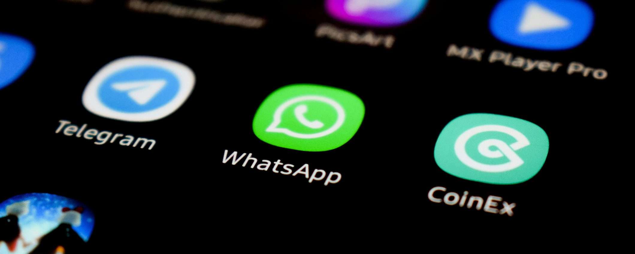 WhatsApp, la trascrizione dei messaggi vocali arriva anche per Android