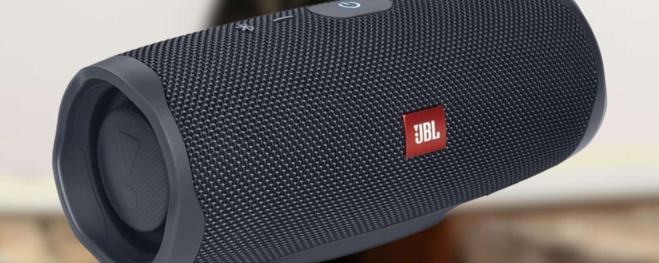 JBL Charge Essential 2 in sconto: speaker di vero lusso a prezzo contenuto