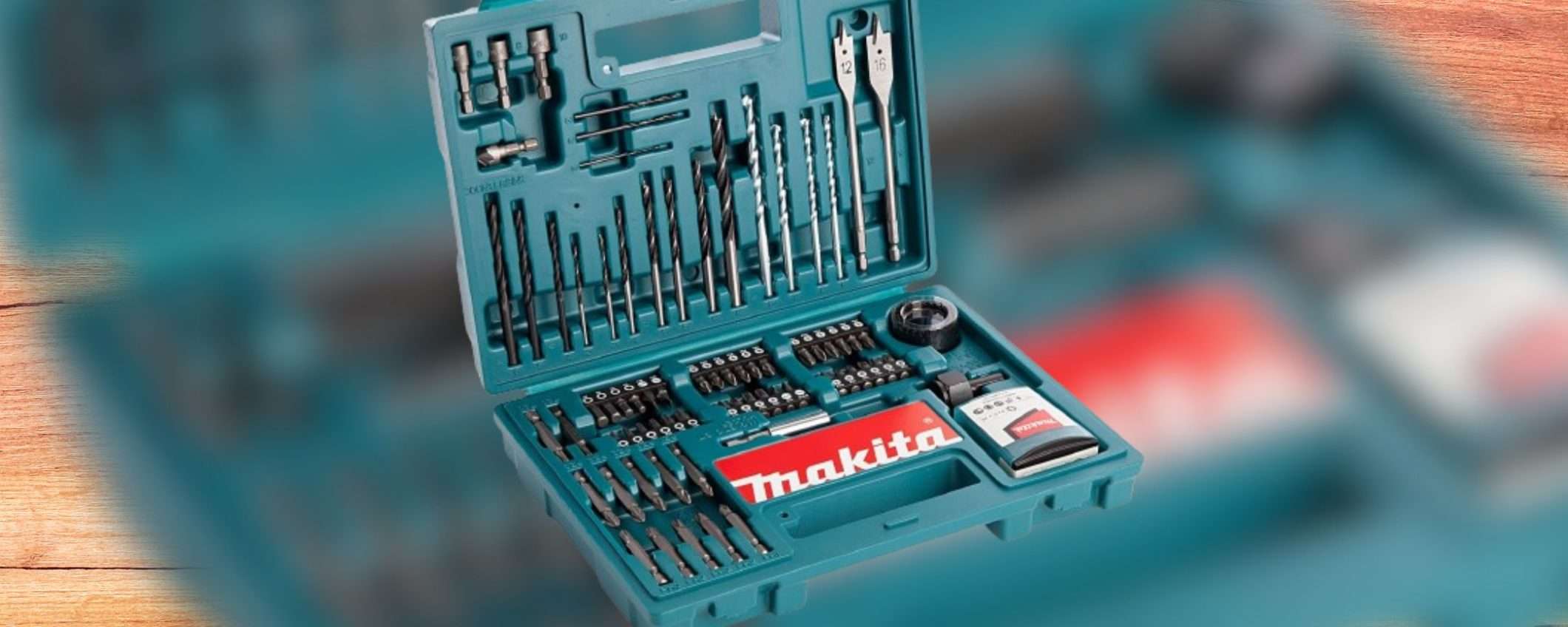 Amazon SVENDITA premium: kit Makita 100 in 1 con sconto 49% (27,99€)