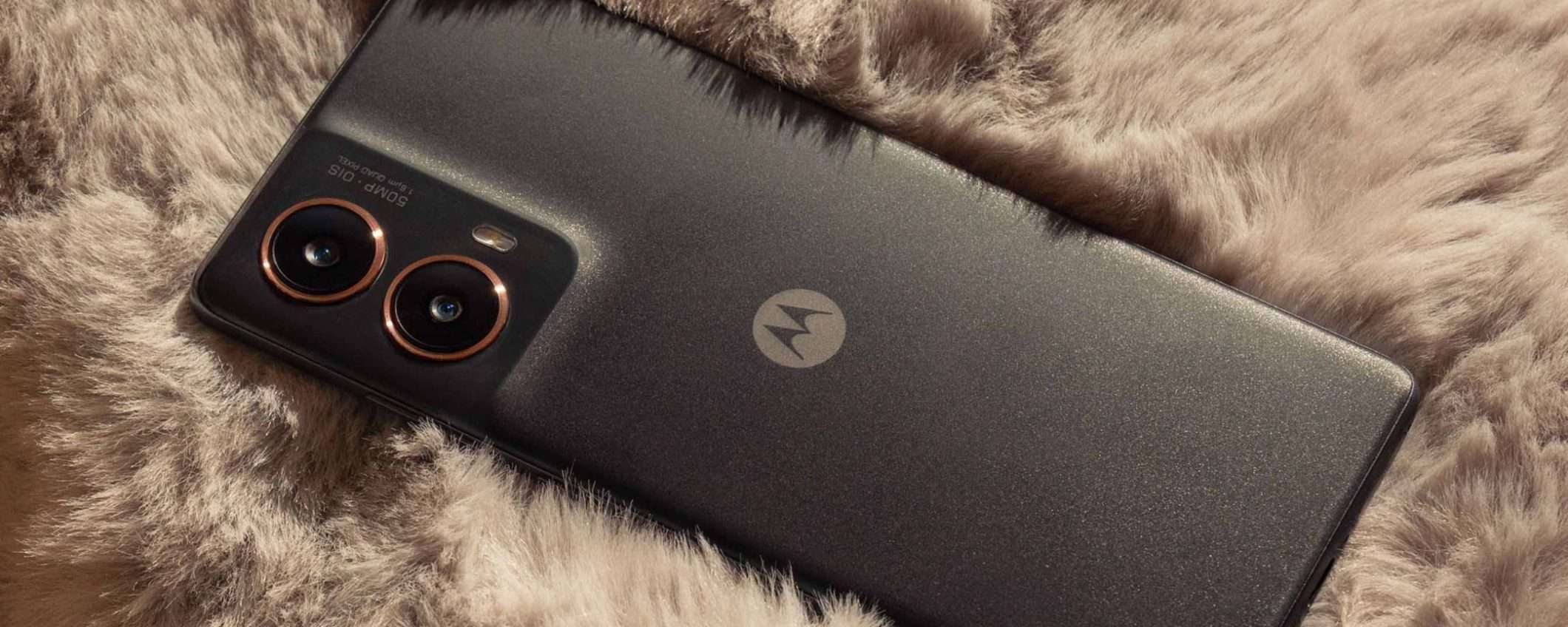 APPENA 245€ su eBay per l'ottimo Motorola moto G85 5G: occasione d'oro