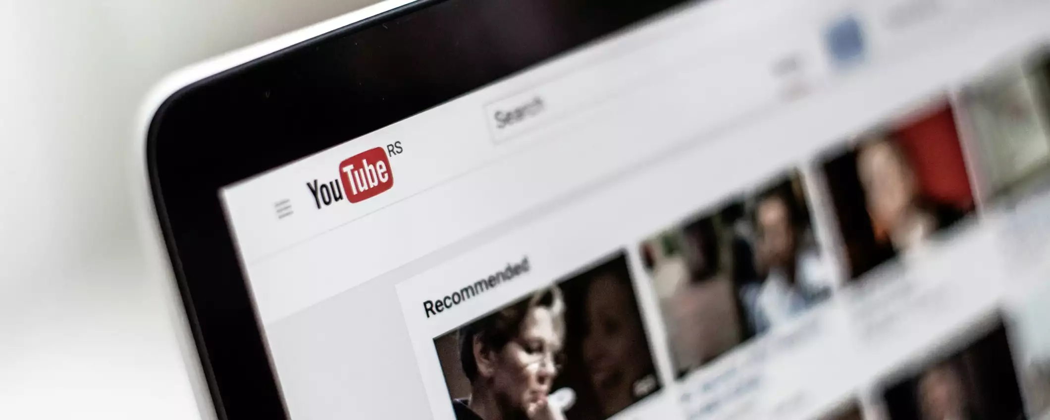 YouTube: come riassumere velocemente il contenuto di un video