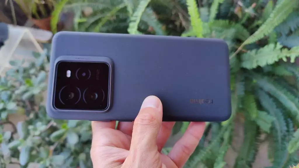 realme gt7 pro cover