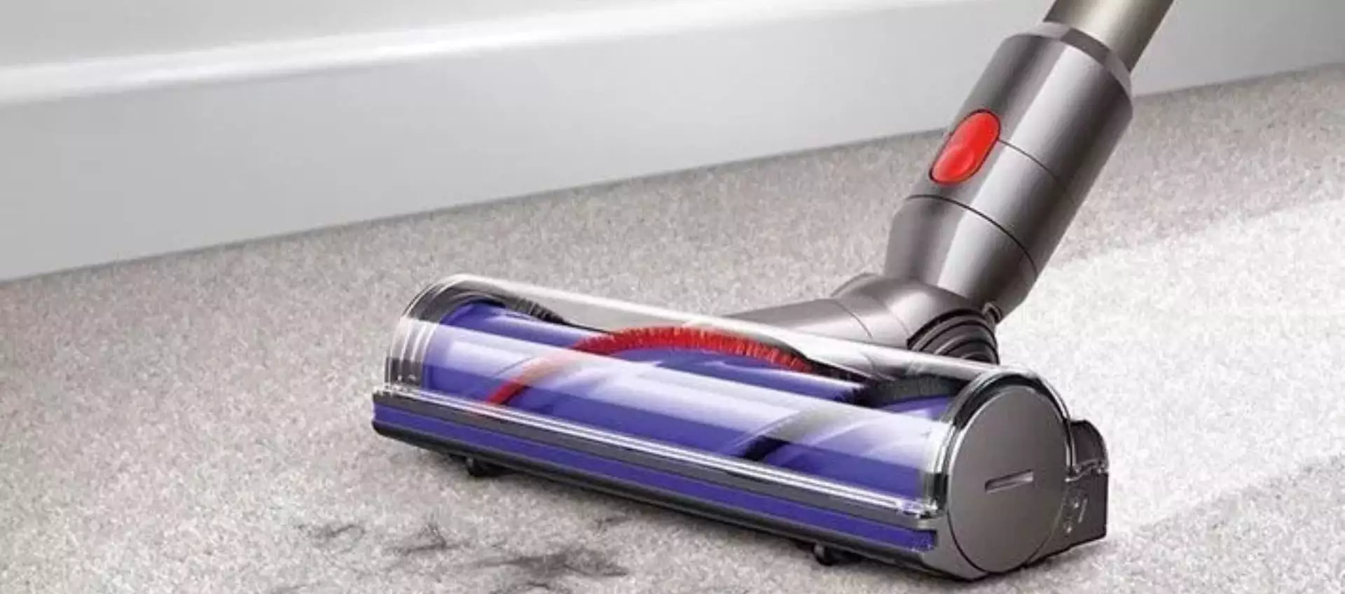 Dyson V8: il re degli aspirapolvere è in offerta ad un OTTIMO prezzo