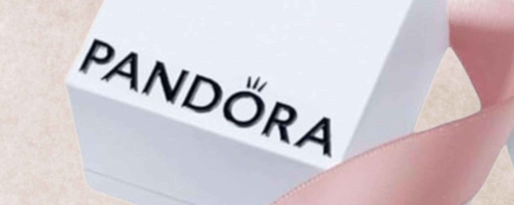 Pandora da 11,90€ a 25€ su Amazon: la SVENDITA natalizia è una meraviglia