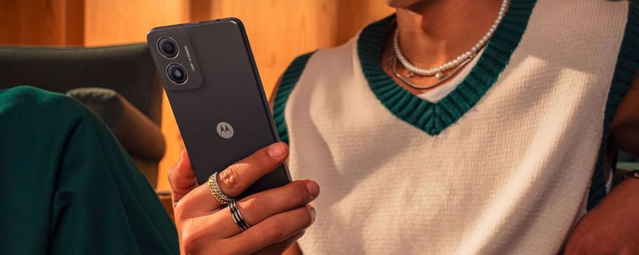 Motorola moto e14 è il LOW COST ideale per chiudere il 2024 in bellezza (-37%)