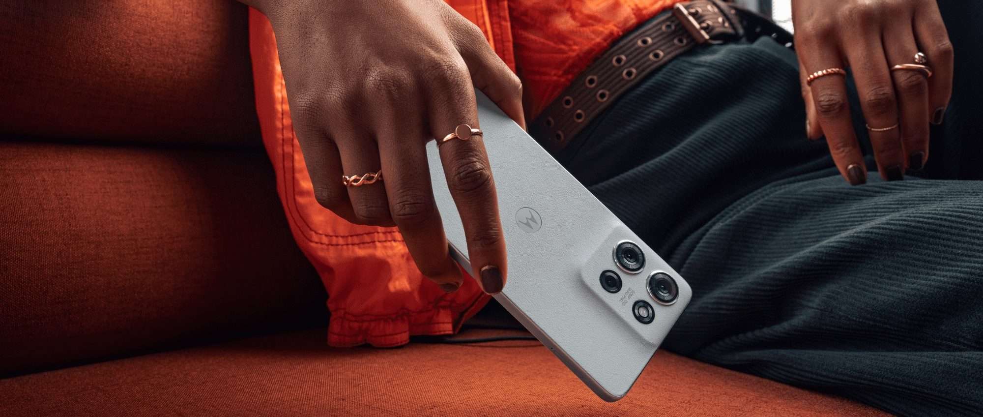 Motorola Moto G75 5G a meno di 200€ su Amazon è lo smartphone per tutti