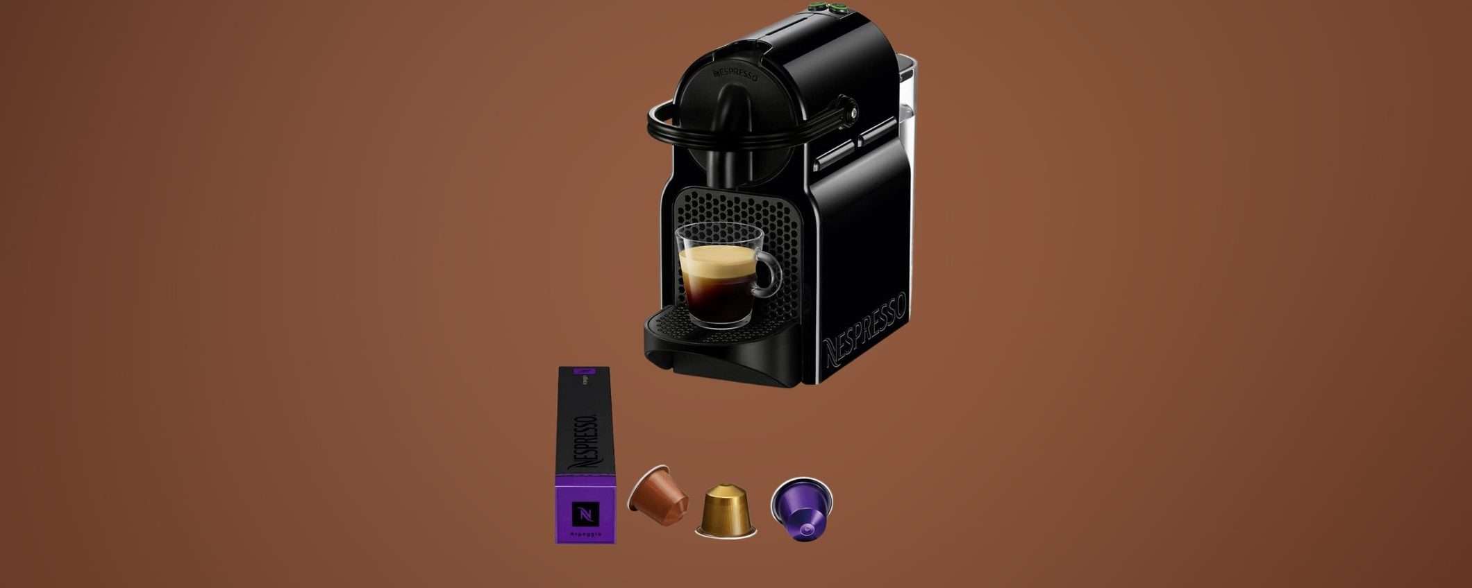 Nespresso Inissia: macchina del caffè in sconto (-18%) con 90 euro di capsule OMAGGIO