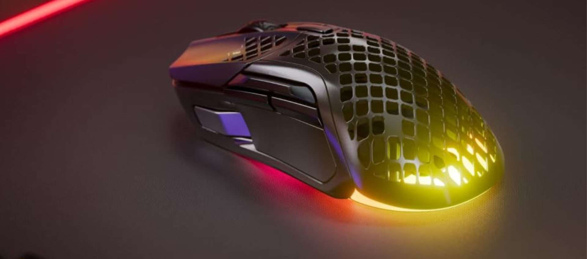 SteelSeries Aerox 5 Wireless: il mouse da gioco ultraleggero in offerta