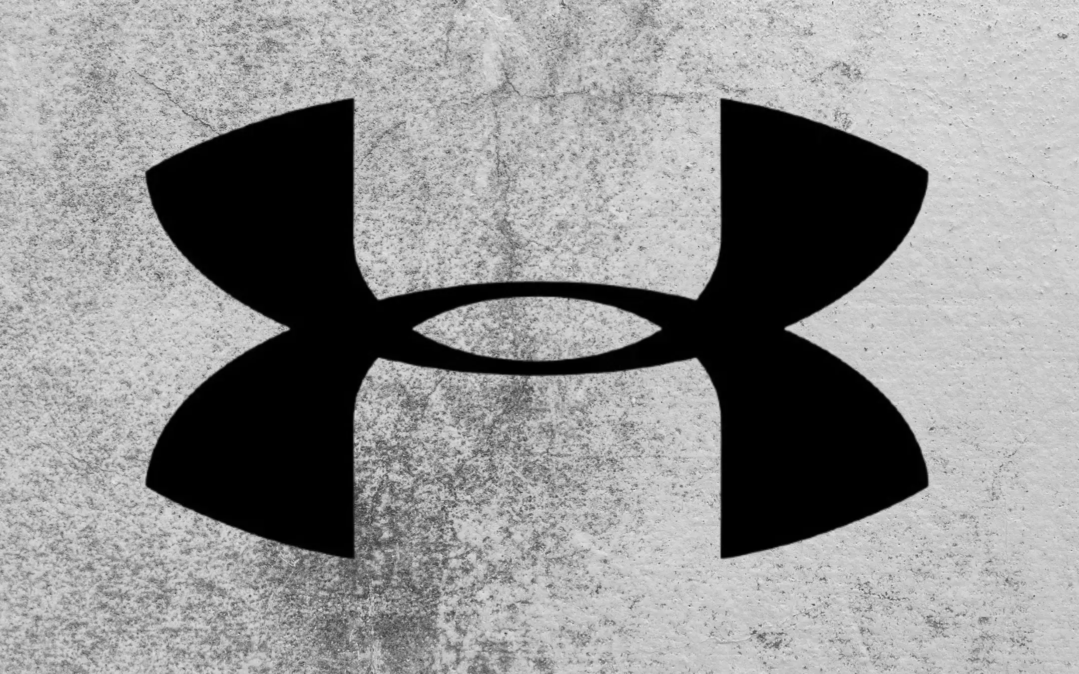 Under Armour promo da favola su Amazon: qualità premium, prezzi SHOCK (da 8€)