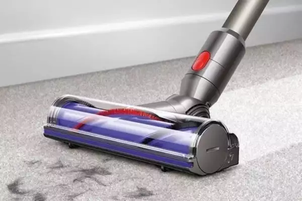 dyson-v8-advanced-epica-scopa-elettrica-super-sconto