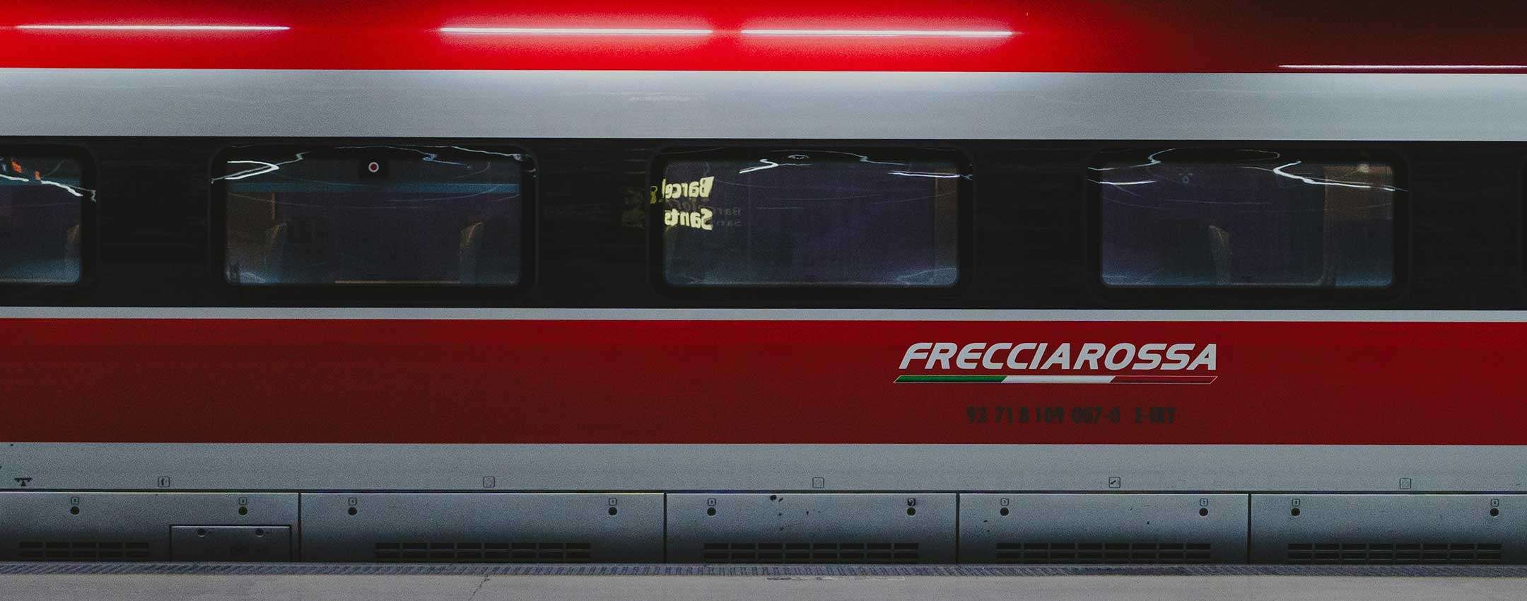 Viaggia in primavera a bordo delle Frecce Trenitalia: c’è il 20% di sconto extra