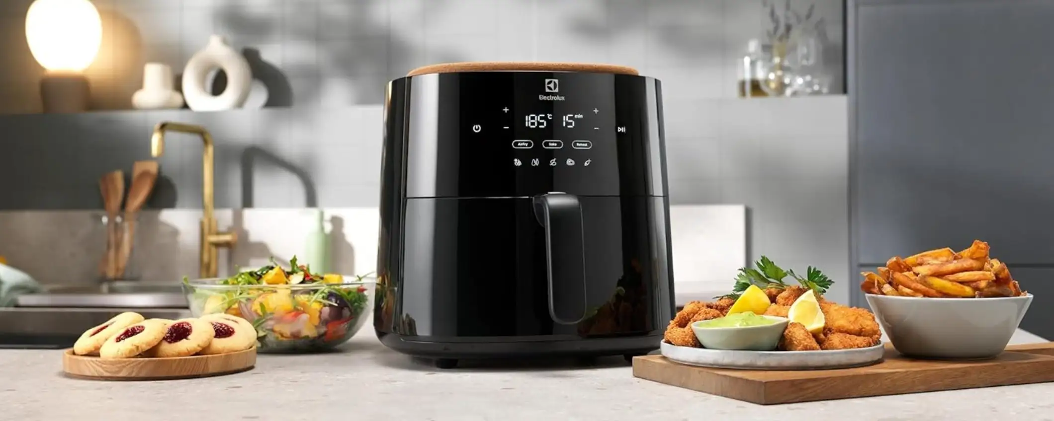 Cucina velocissima e con pochi grassi con la friggitrice ad aria Electrolux da 7L