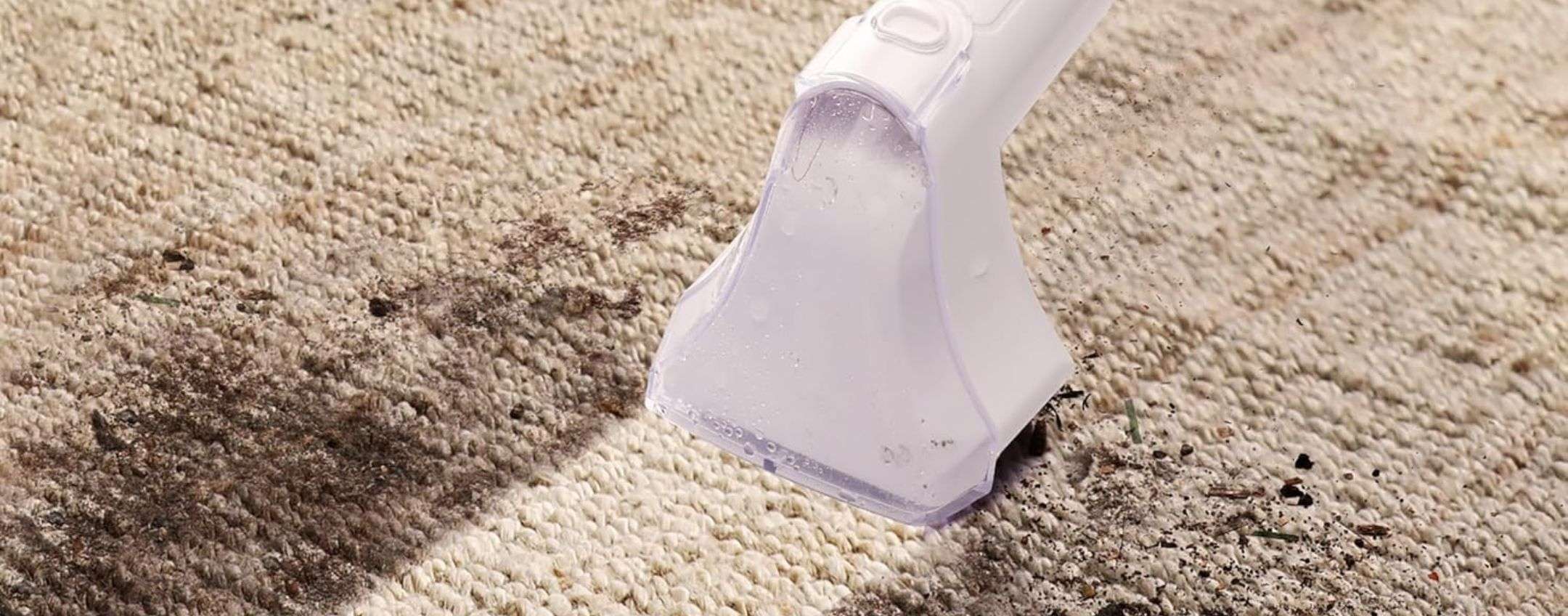 Il lavatappeti portatile più venduto su Amazon è in sconto a prezzo OCCASIONE