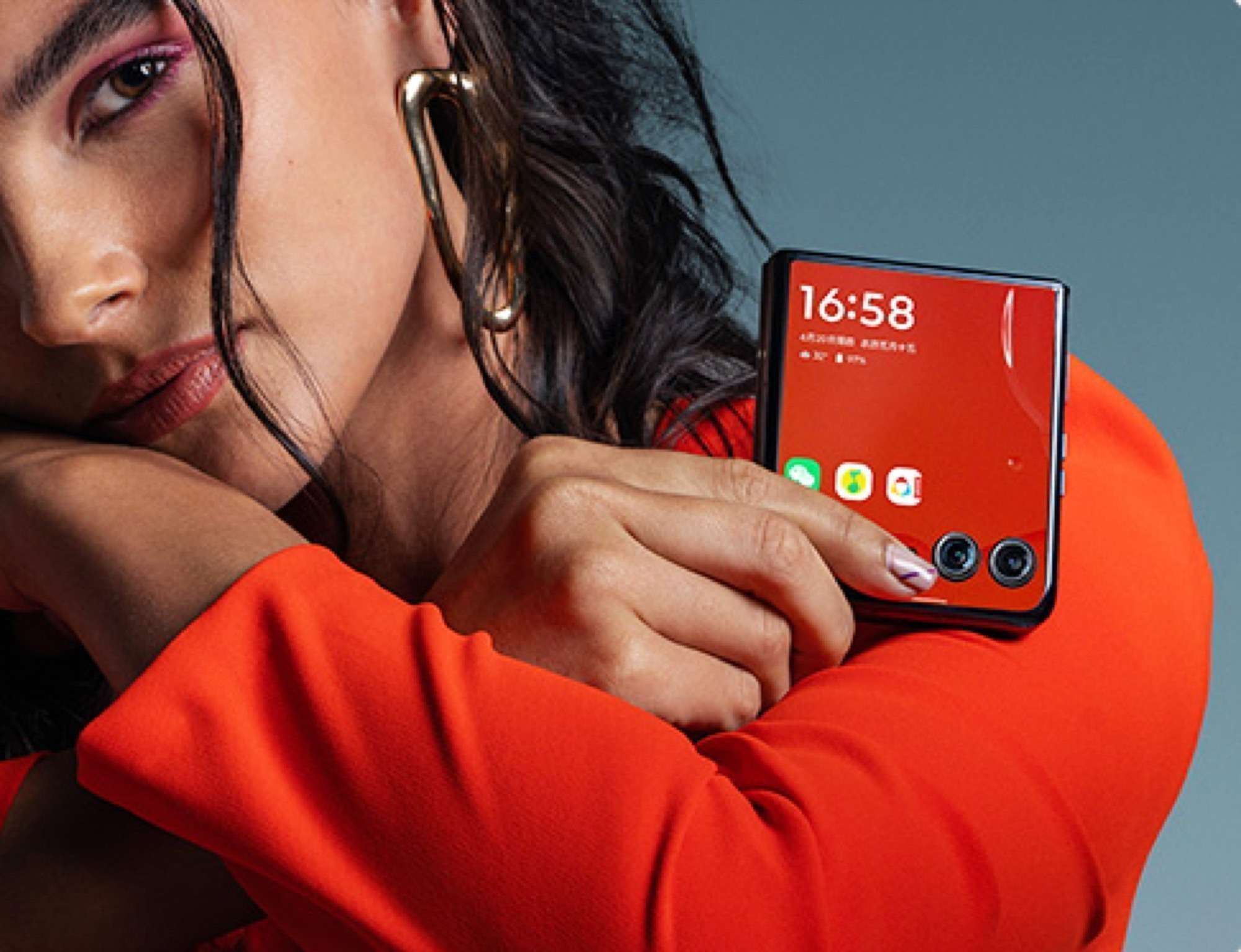 Motorola Razr 50 Ultra: -44% su Amazon, è lui il pieghevole da scegliere