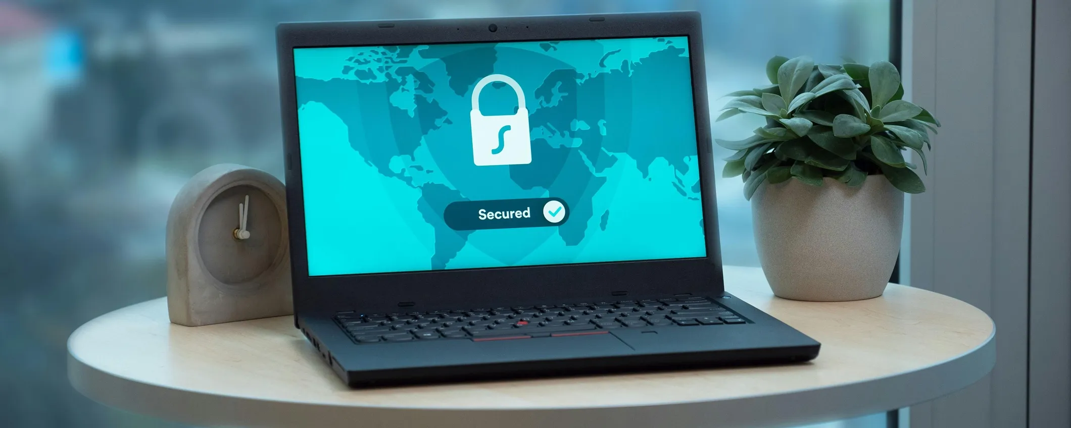 Raddoppia la tua protezione con Surfshark VPN, in offerta a 1,99€/mese