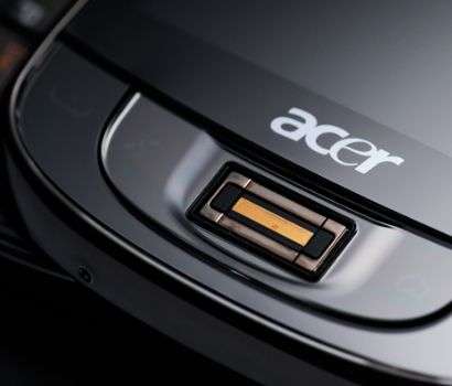 Acer M900