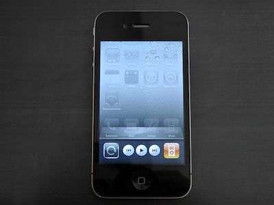 Apple iPhone 4