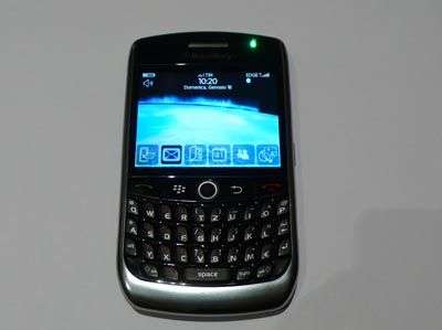 BlackBerry 8900 Javelin 