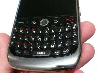 BlackBerry 8900 Javelin 