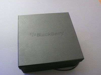 Blackberry Flip 8220 