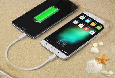 Cubot H1, tramite un semplice cavo OTG, permette di ricaricare altri dispositivi