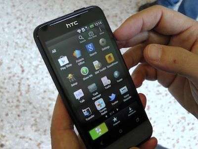 HTC One V