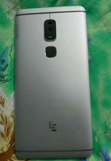 LeEco Le X920 back