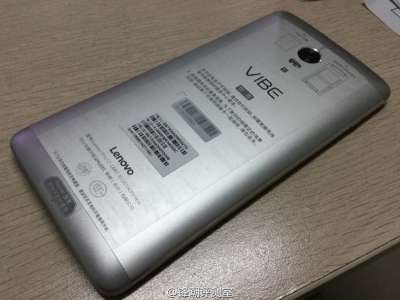 Lenovo Vibe P1 (foto 2, fonte Weibo)