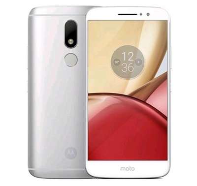 Moto M