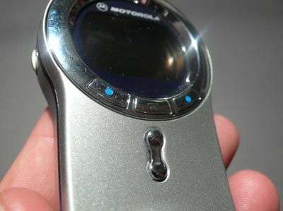 Motorola V70 