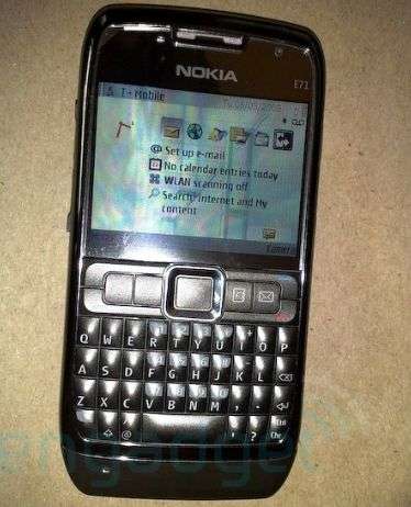 Nokia E71