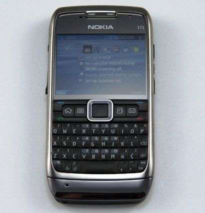 Nokia E71