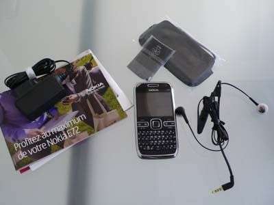 Nokia E72 